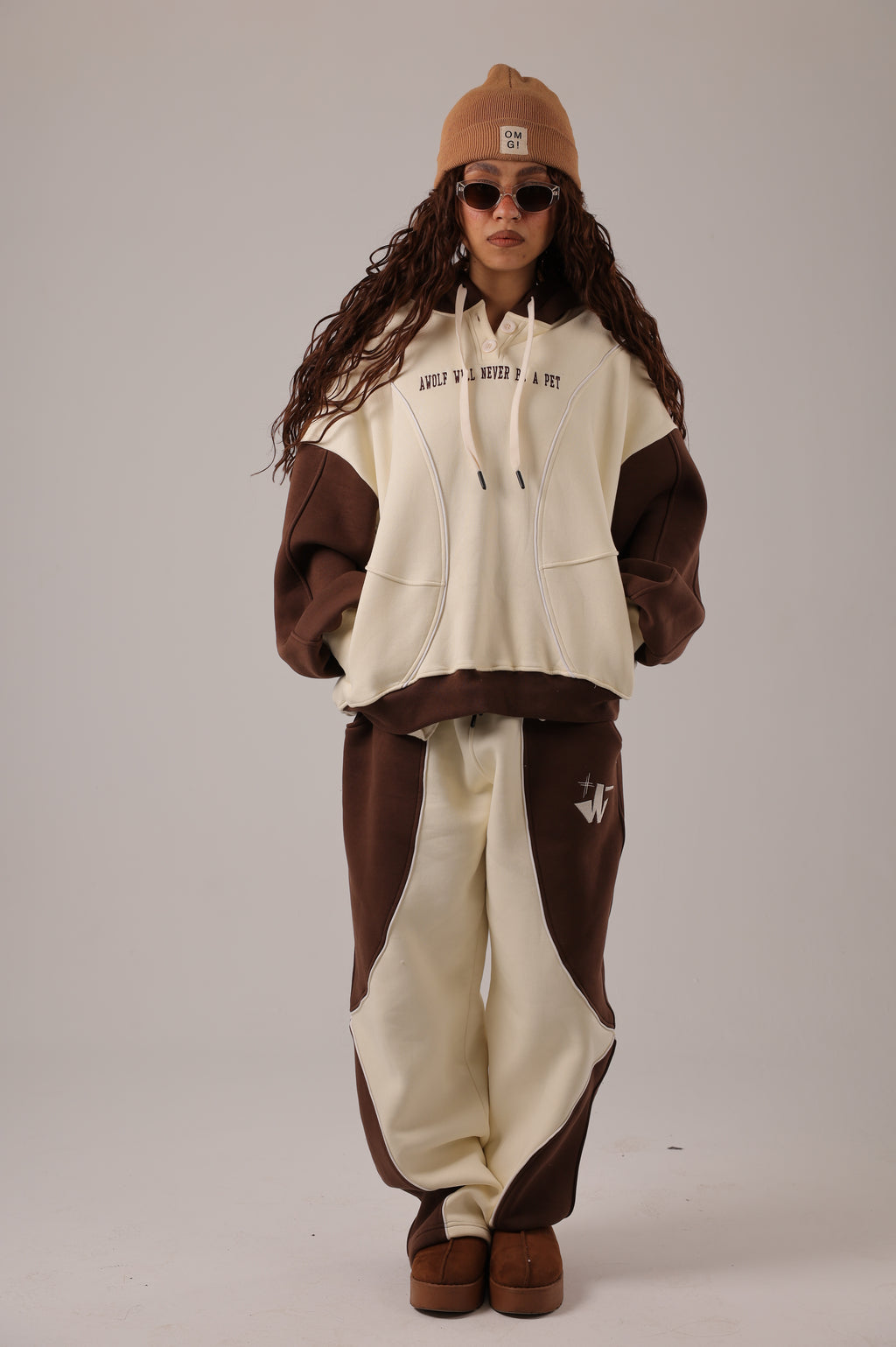 Wolves Limited Edition Set – Cream x Brown