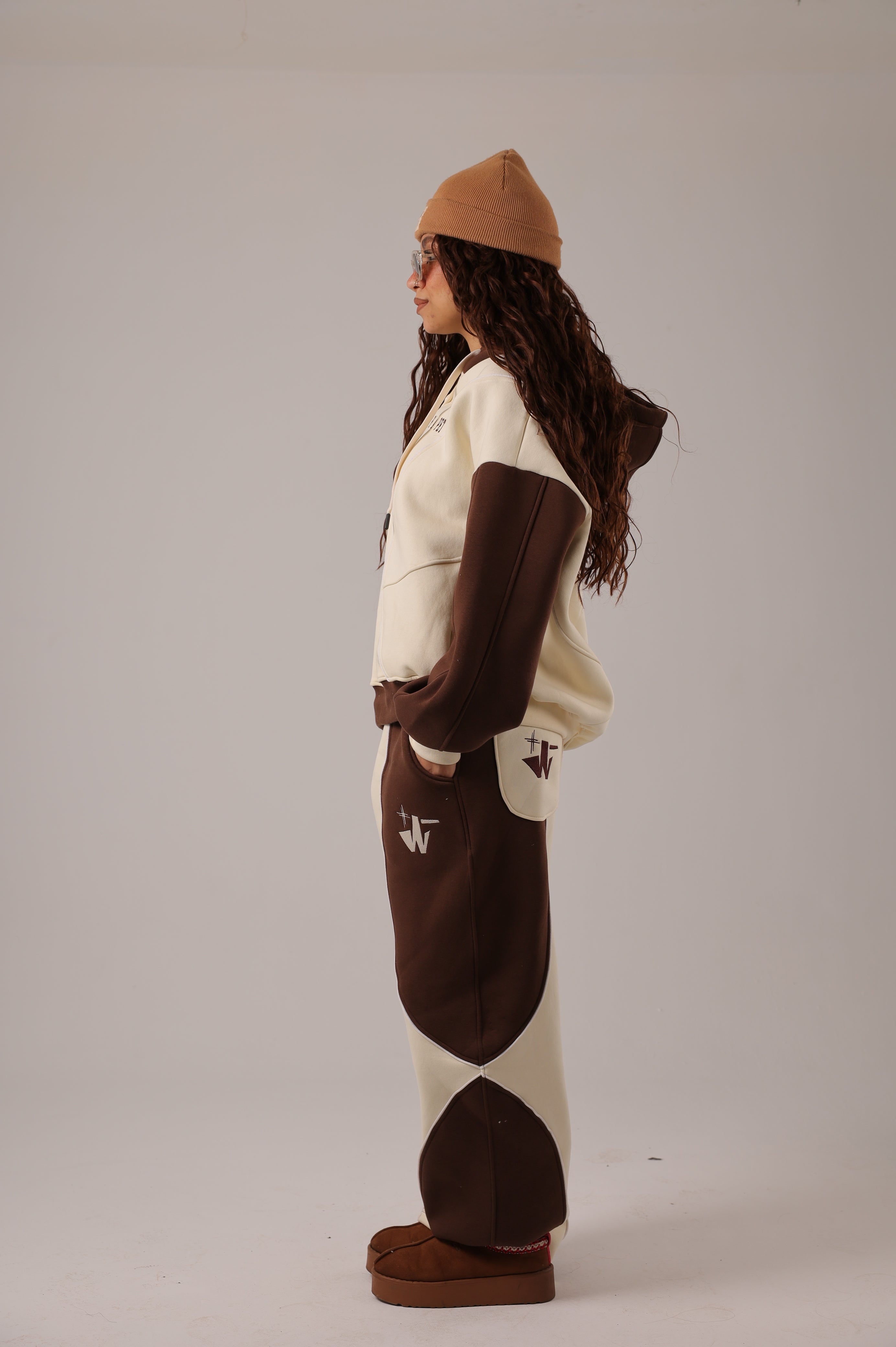 Wolves Limited Edition Set – Cream x Brown